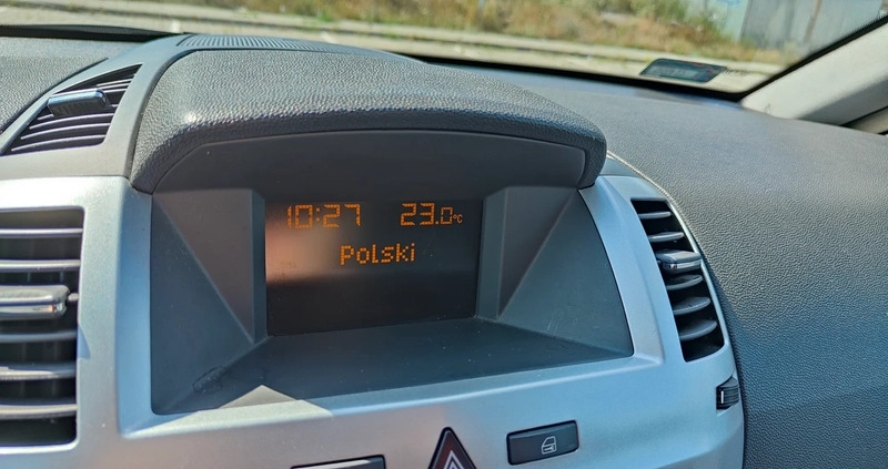 Opel Zafira cena 16500 przebieg: 259000, rok produkcji 2009 z Toruń małe 742